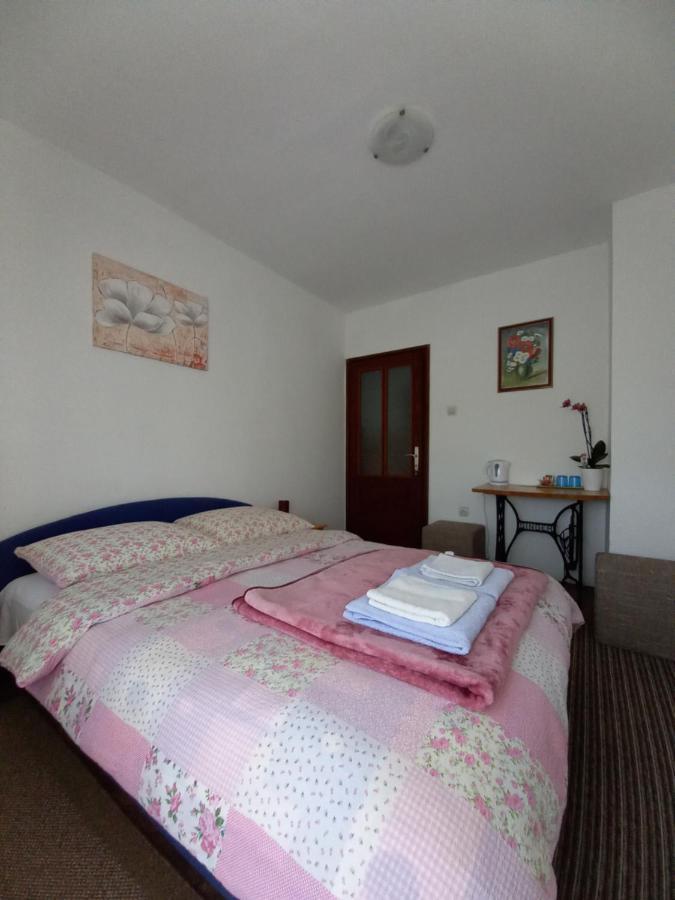 House Veljko Villa Vrhovine Luaran gambar