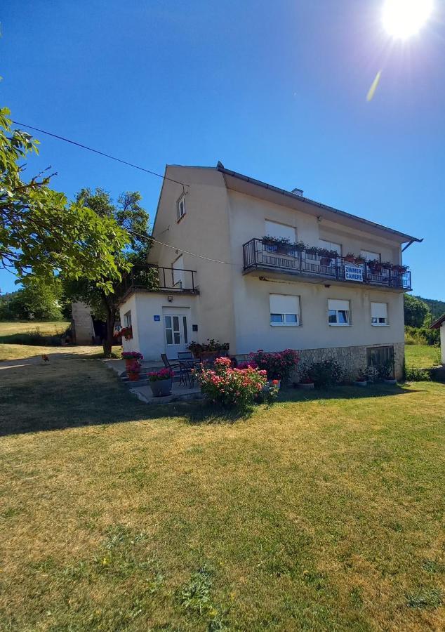 House Veljko Villa Vrhovine Luaran gambar