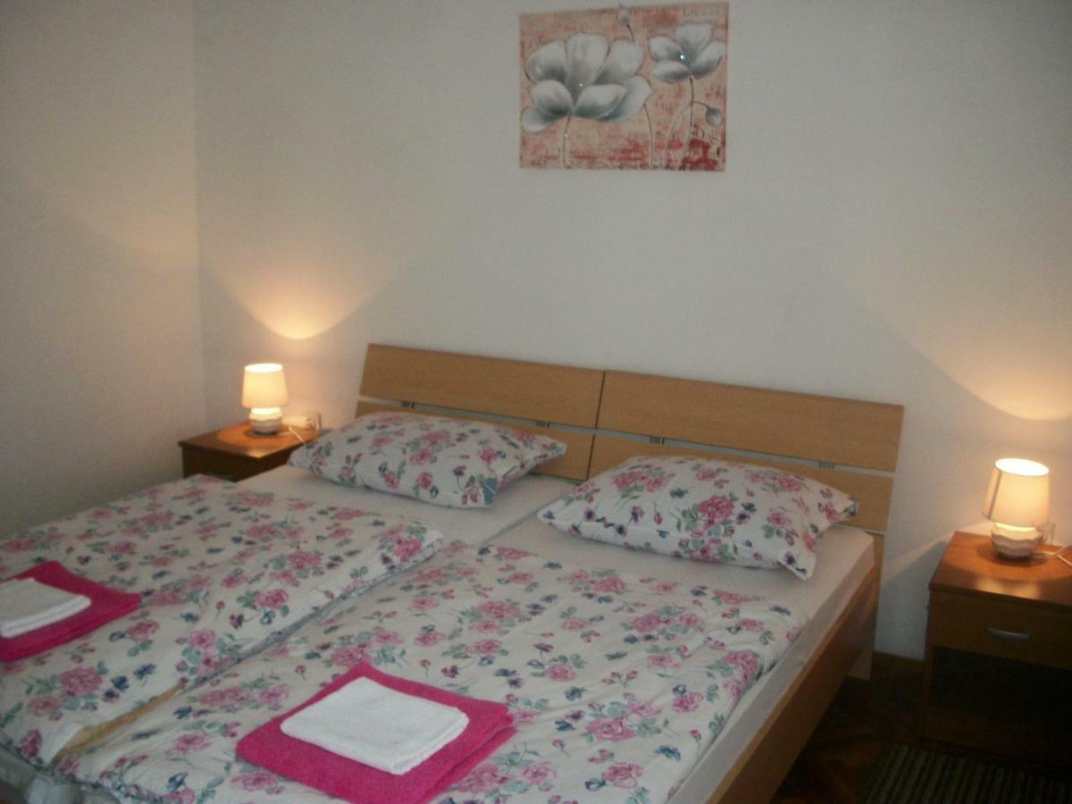 House Veljko Villa Vrhovine Luaran gambar